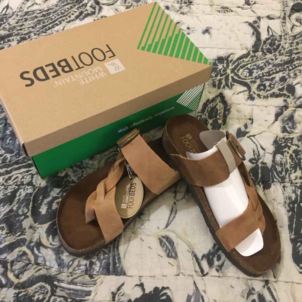 NWT White Mountain Sandals